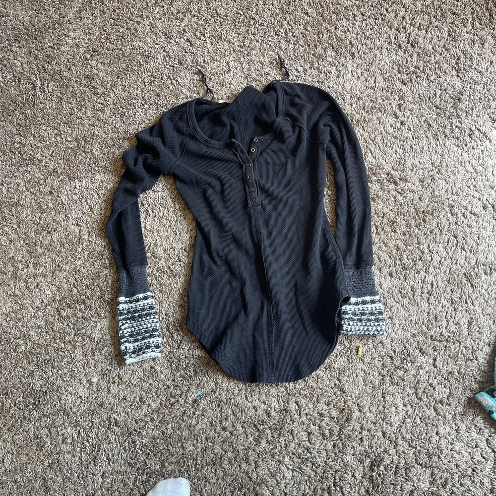 Women's Black and Gray Long Sleeve Top